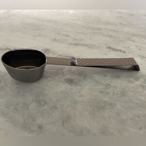 Starbucks hammered stainless steel coffee scoop with integrated clip